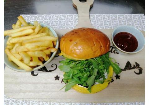 CLASSICO BURGER	برجر لحم كلاسيك